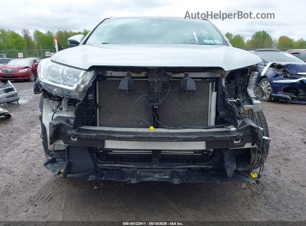 5TDJZRFH2JS808280 2018 TOYOTA HIGHLANDER Silver Vista frontal