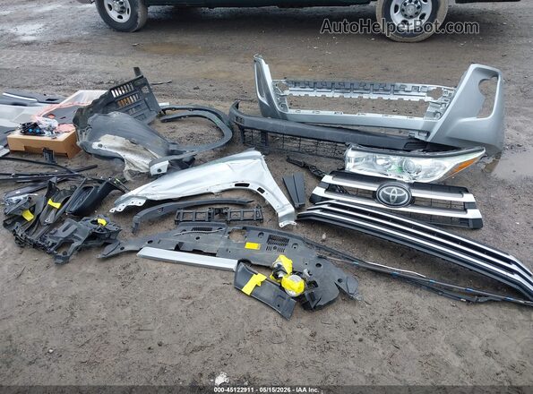 5TDJZRFH2JS808280 2018 TOYOTA HIGHLANDER Silver Vista del cuadro de instrumentos