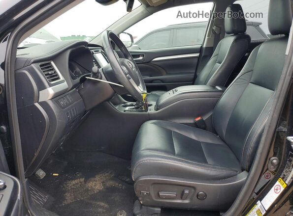 5TDJZRFH3JS536872 2018 TOYOTA HIGHLANDER Черный Вид салона спереди
