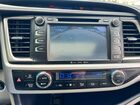 2019 Toyota Highlander Xle White vin: 5TDJZRFH4KS588142