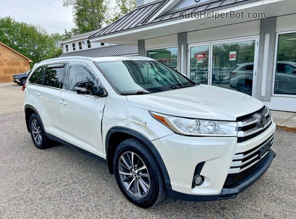 5TDJZRFH4KS588142 2019 TOYOTA HIGHLANDER White Przód lewy
