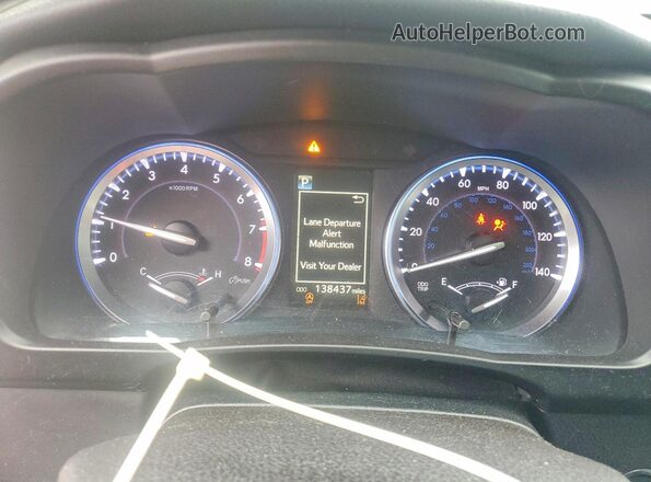 5TDJZRFH5HS370607 2017 TOYOTA HIGHLANDER Серебряный Вид щитка приборов