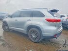 2017 Toyota Highlander Se Серебряный vin: 5TDJZRFH5HS370607