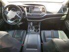 2017 Toyota Highlander Se Серебряный vin: 5TDJZRFH5HS413990