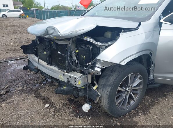 5TDJZRFH6HS369529 2017 TOYOTA LE Серебряный 