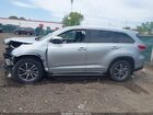2017 Toyota Highlander Xle Серебряный vin: 5TDJZRFH6HS369529