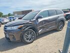 2018 Toyota Highlander Xle Gray vin: 5TDJZRFH6JS529673