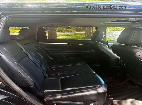 5TDJZRFH6KS604292 2019 TOYOTA HIGHLANDER Черный Вид сзади