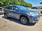2019 Toyota Highlander Синий vin: 5TDJZRFH6KS722844
