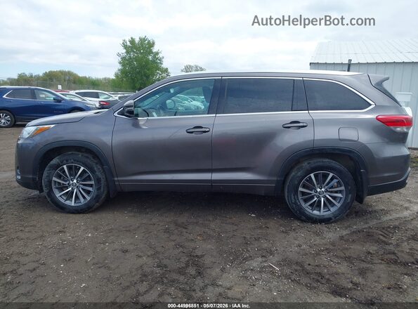 5TDJZRFH7HS435151 2017 TOYOTA LE Серый Панорамный вид салона 360°