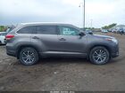 2017 Toyota Highlander Xle Серый vin: 5TDJZRFH7HS435151