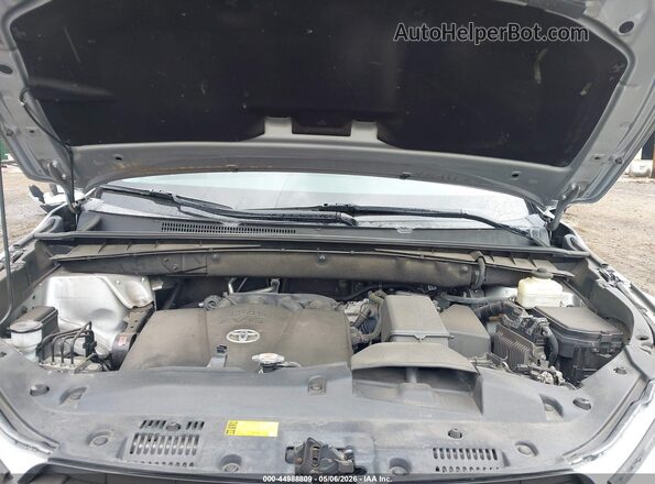 5TDJZRFH7JS485439 2018 TOYOTA LE Серый Вид сзади