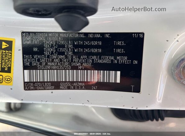 5TDJZRFH8HS357253 2017 TOYOTA LE White Widok komory silnika
