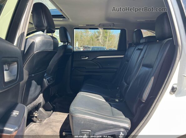 5TDJZRFH8HS357253 2017 TOYOTA LE White Widok naklejki z numerem VIN