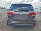 2018 Toyota Highlander Se Gray vin: 5TDJZRFH8JS496918