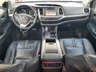 2018 Toyota Highlander Se Gray vin: 5TDJZRFH8JS496918