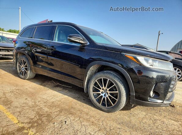 5TDJZRFH8JS554770 2018 TOYOTA HIGHLANDER Черный Передняя правая четверть