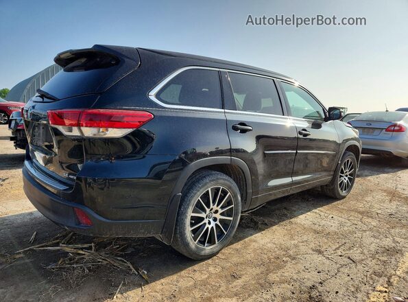 5TDJZRFH8JS554770 2018 TOYOTA HIGHLANDER Черный Задняя правая четверть