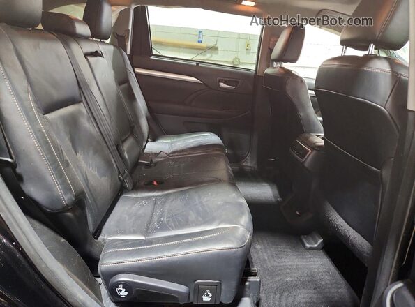 5TDJZRFH9HS451979 2017 TOYOTA HIGHLANDER Black Vista interior trasera