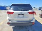 2018 Toyota Highlander Xle White vin: 5TDJZRFH9JS528095