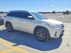 2018 Toyota Highlander Xle White vin: 5TDJZRFH9JS528095