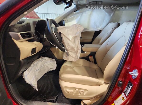 5TDKBRCH0SS680619 2025 TOYOTA HIGHLANDER Красный Вид салона спереди