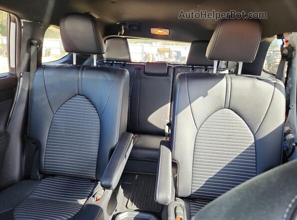 5TDKDRBH2RS565770 2024 TOYOTA HIGHLANDER Белый Вид задних сидений