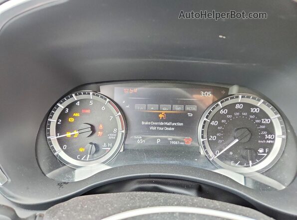 5TDKDRBH2RS573223 2024 TOYOTA HIGHLANDER Черный Вид щитка приборов