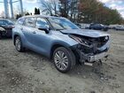 2023 Toyota Highlander Platinum Серебряный vin: 5TDKDRBH7PS519283