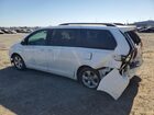 2016 Toyota Sienna Le Белый vin: 5TDKK3DC0GS706031