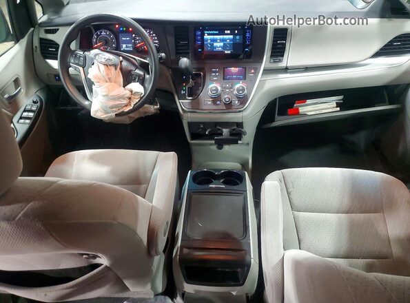 5TDKK3DC3GS737404 2016 TOYOTA SIENNA Синий Вид панели приборов
