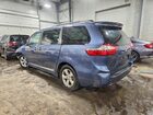 2016 Toyota Sienna Le Синий vin: 5TDKK3DC3GS737404
