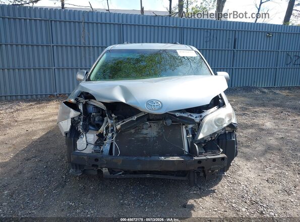 5TDKK3DC3GS739282 2016 TOYOTA LE Серый Вид спереди