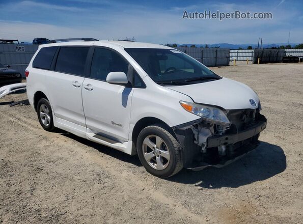 5TDKK3DC7GS745652 2016 TOYOTA SIENNA White Delantero derecho