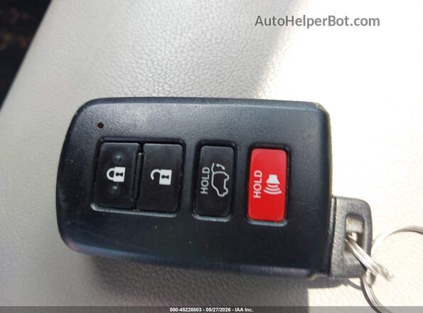 5TDKKRFH4GS181874 2016 TOYOTA HIGHLANDER Синий Вид панели приборов