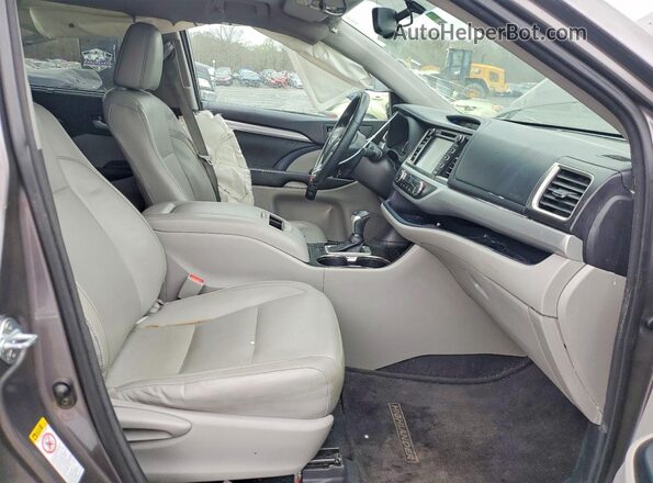 5TDKKRFH5GS502336 2016 TOYOTA LE Charcoal Widok wnętrza z przodu