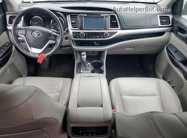 5TDKKRFH5GS502336 2016 TOYOTA LE Charcoal Widok deski rozdzielczej