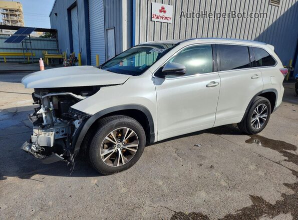 5TDKKRFH6GS136287 2016 TOYOTA HIGHLANDER White Vista tres cuartos delantera izquierda