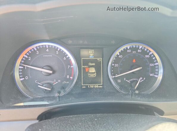 5TDKKRFH8GS151986 2016 TOYOTA HIGHLANDER Серебряный Вид щитка приборов