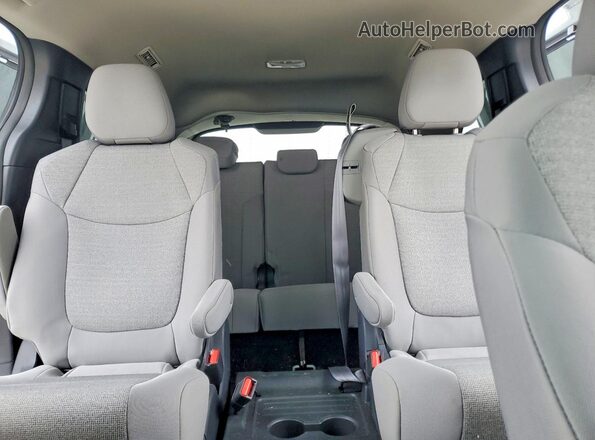 5TDKSKFC2SS194675 2025 TOYOTA SIENNA Белый Вид задних сидений
