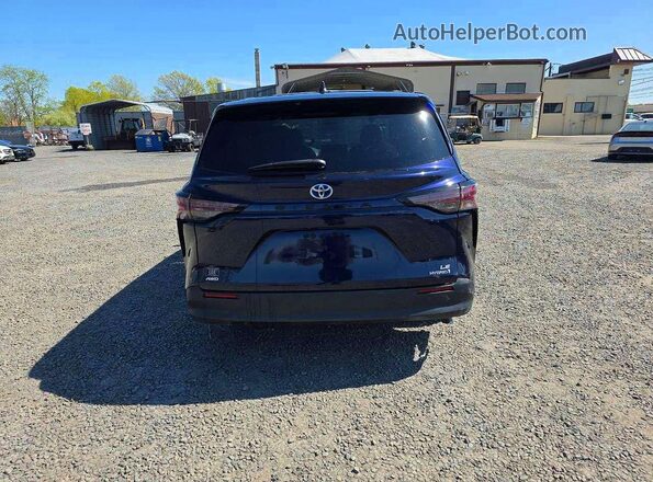 5TDKSKFC5RS136232 2024 TOYOTA SIENNA Blue Widok z tyłu