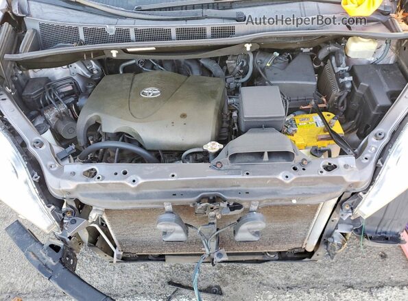 5TDKZ3DC1HS808029 2017 TOYOTA SIENNA Gray Շարժիչի բաժամունքի տեսք