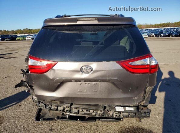 5TDKZ3DC1HS808029 2017 TOYOTA SIENNA Gray Հետևի տեսք