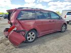 2018 Toyota Sienna Le 8-passenger Maroon vin: 5TDKZ3DC2JS901700
