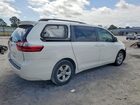 2017 Toyota Sienna Le 8-passenger Белый vin: 5TDKZ3DC3HS786227
