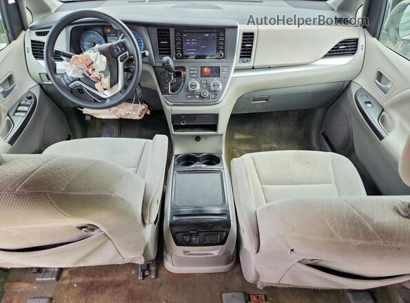 5TDKZ3DC5JS951426 2018 TOYOTA SIENNA Gray Widok deski rozdzielczej