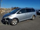 2017 Toyota Sienna Le 8-passenger Silver vin: 5TDKZ3DC6HS808544