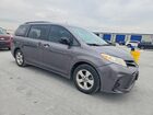 2018 Toyota Sienna Le Gray vin: 5TDKZ3DC8JS921997
