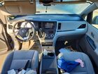 2018 Toyota Sienna Le 8-passenger Blue vin: 5TDKZ3DC9JS903671