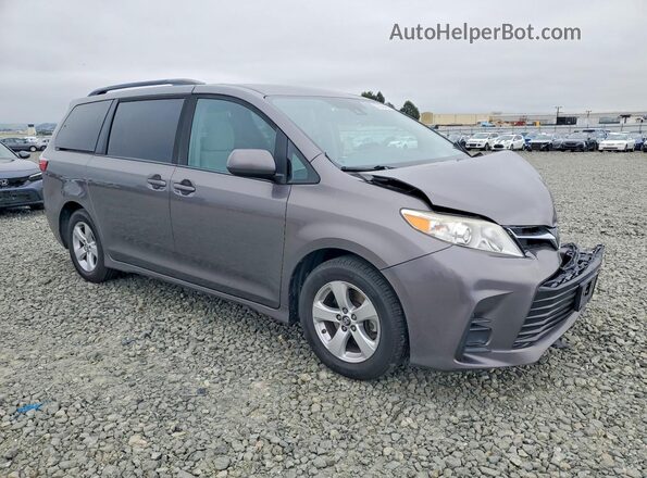 5TDKZ3DC9JS949839 2018 TOYOTA SIENNA Gray Przód prawy